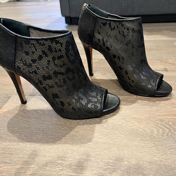 JIMMY CHOO Hector Laser-cut Leather Ankle Boots.  36.5. Great condition! - Picture 2 of 6